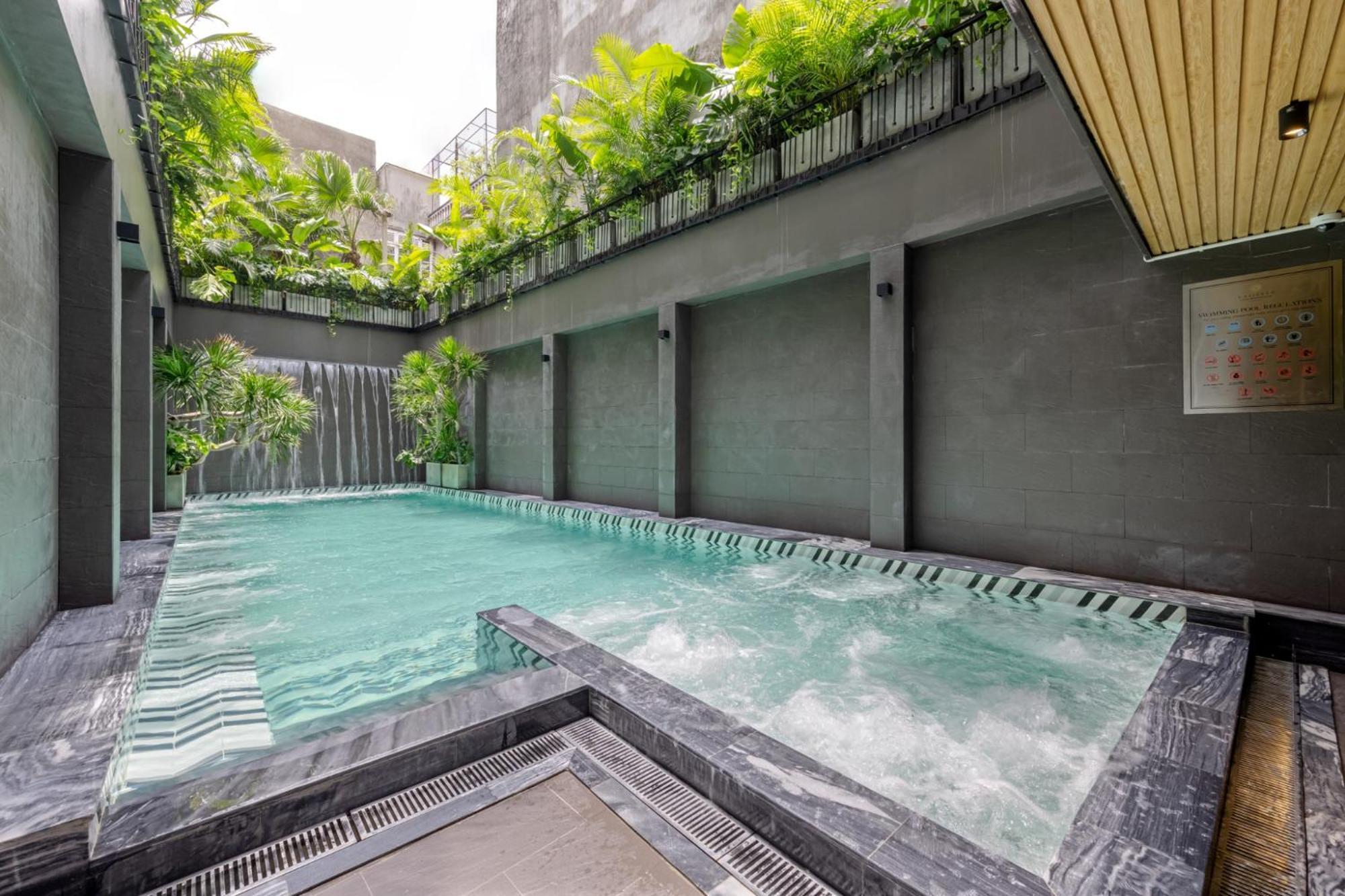 La Siesta Classic Hang Thung Hanoi Exterior foto Swimming pool